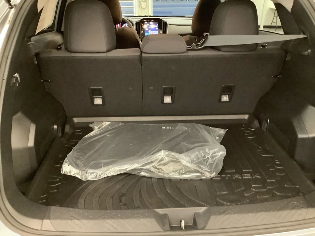 Certified 2025 Subaru Crosstrek 2.0i Premium image 28