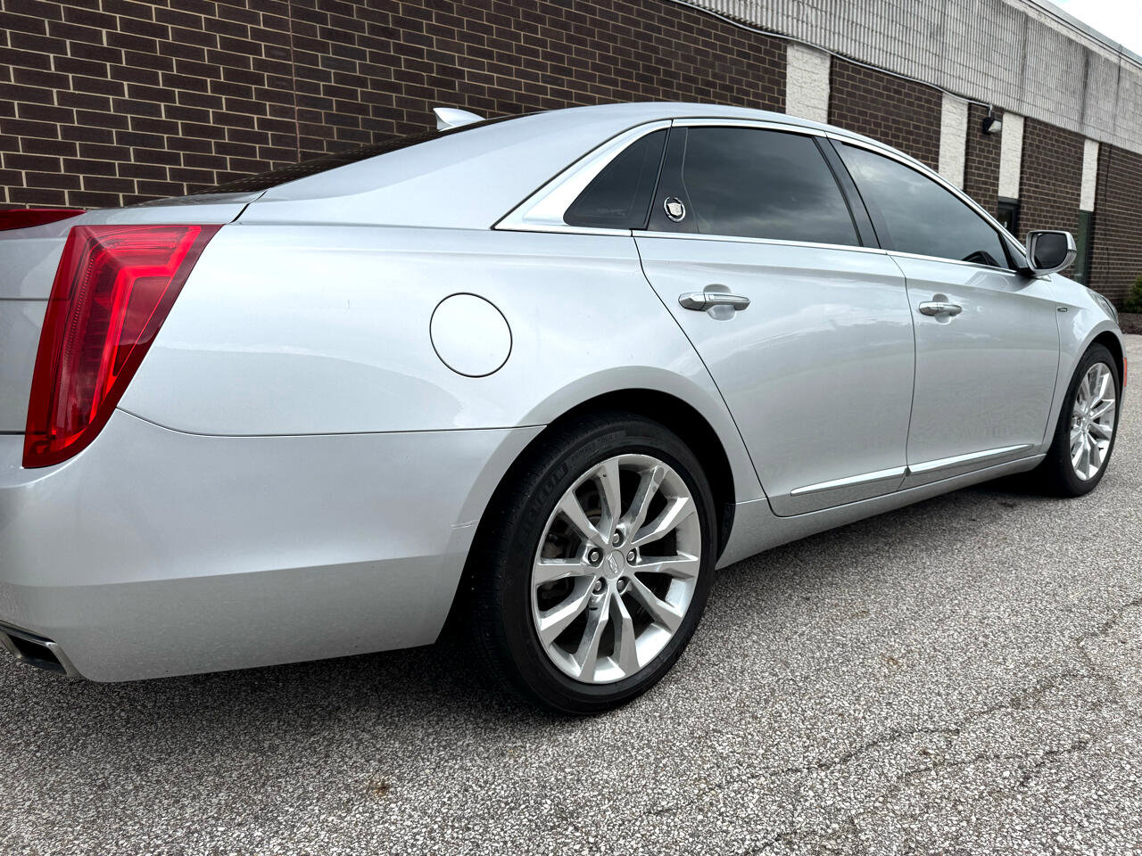 Used 2017 Cadillac XTS Luxury image 34