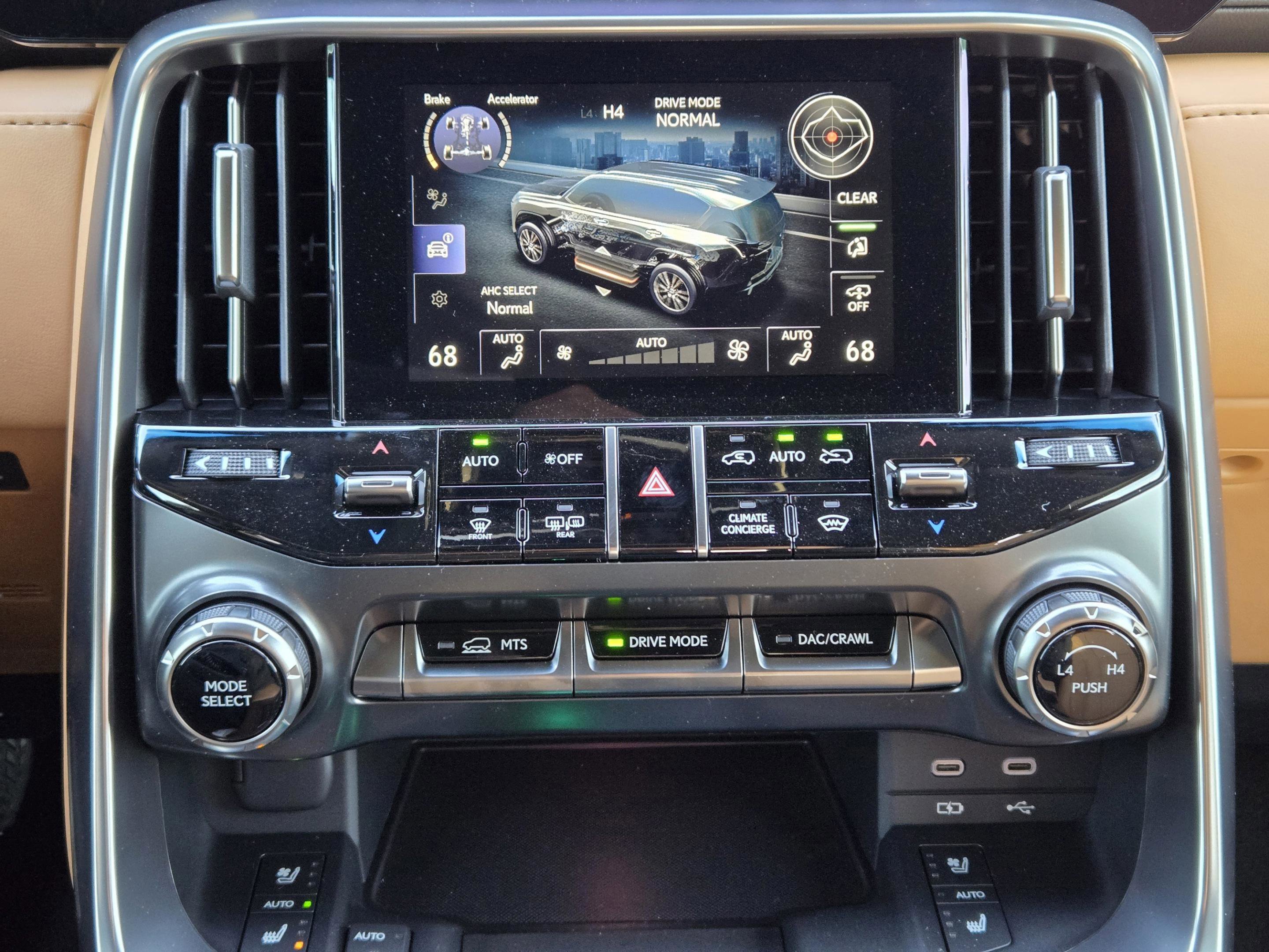 New 2026 Lexus LX 600 4WD w/ Luxury Package image 13