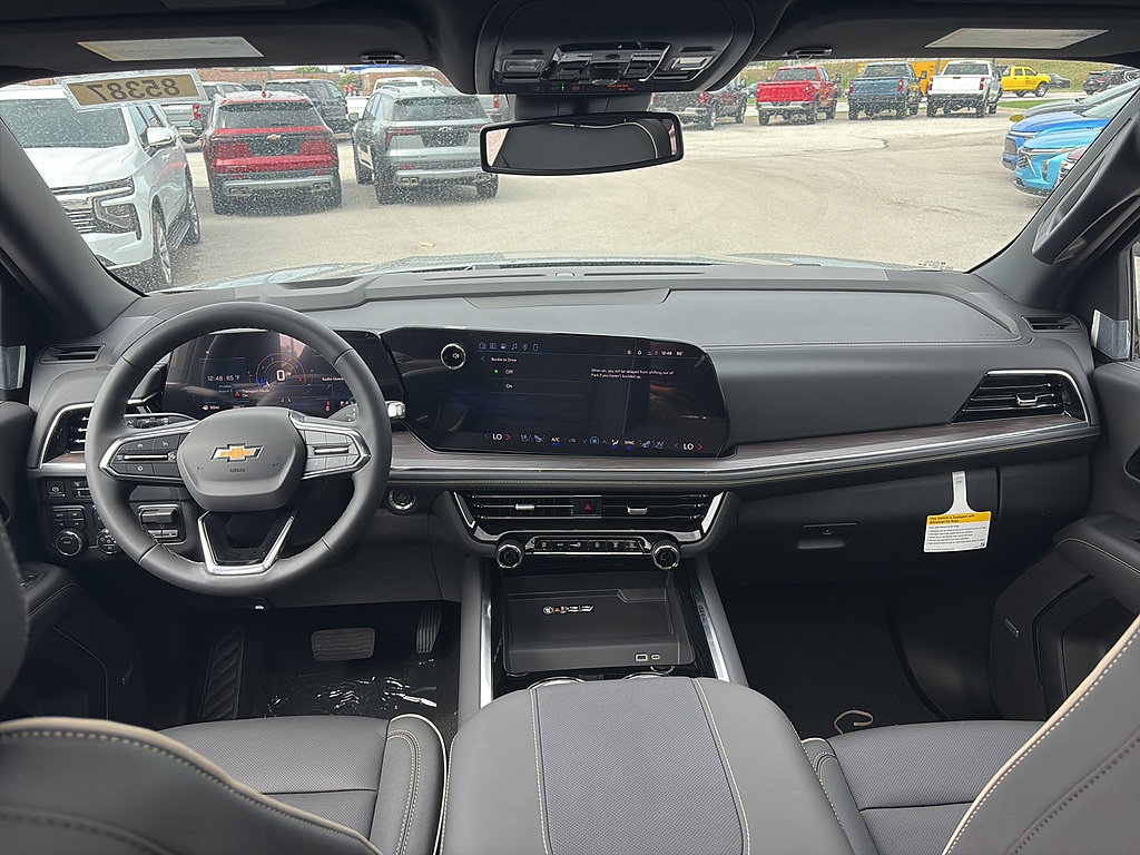New 2026 Chevrolet Tahoe Premier w/ Sun And Tow Package AWD/4WD image 13