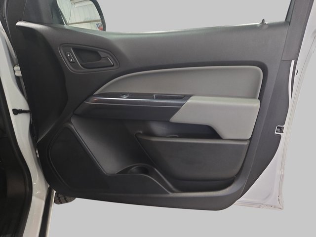Used 2020 Chevrolet Colorado W/T w/ WT Convenience Package image 11