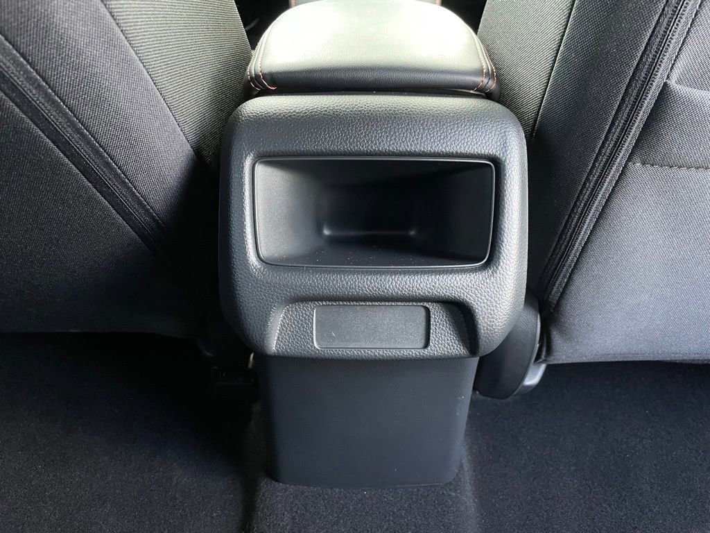 Certified 2025 Honda HR-V Sport image 36
