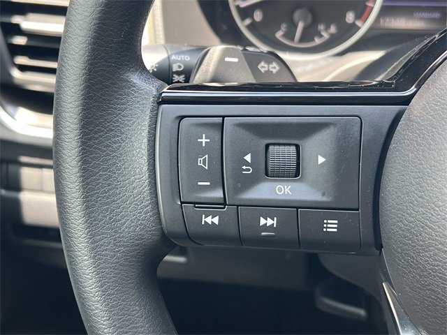 Certified 2023 Nissan Rogue SV image 9