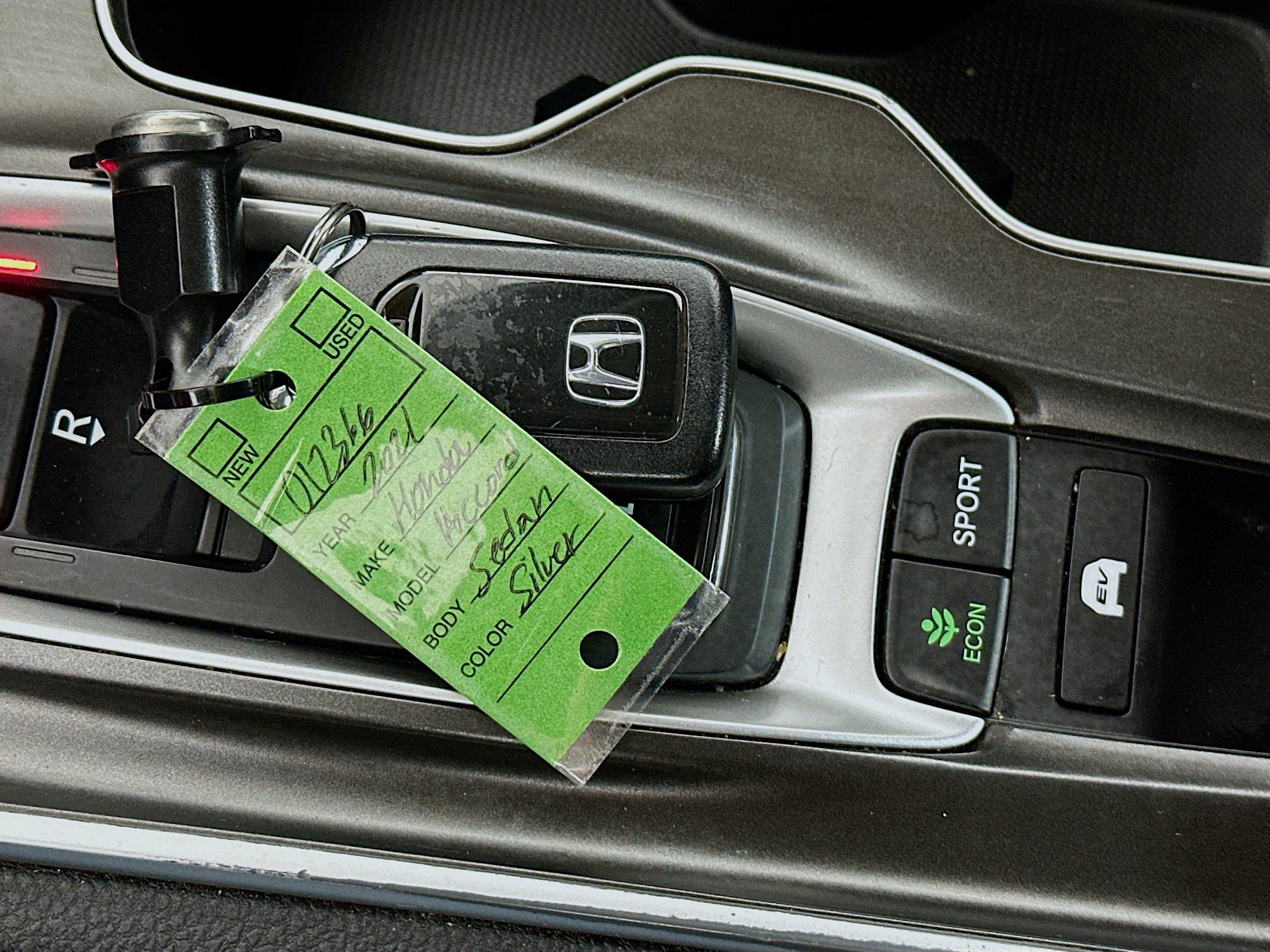Used 2021 Honda Accord EX image 25