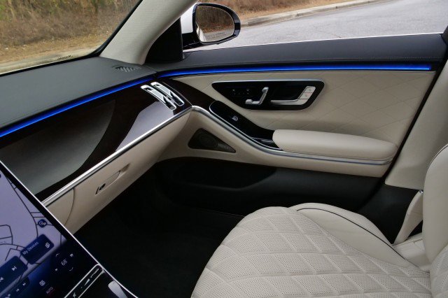 Used 2023 Mercedes-Benz S 580 4MATIC Sedan image 23