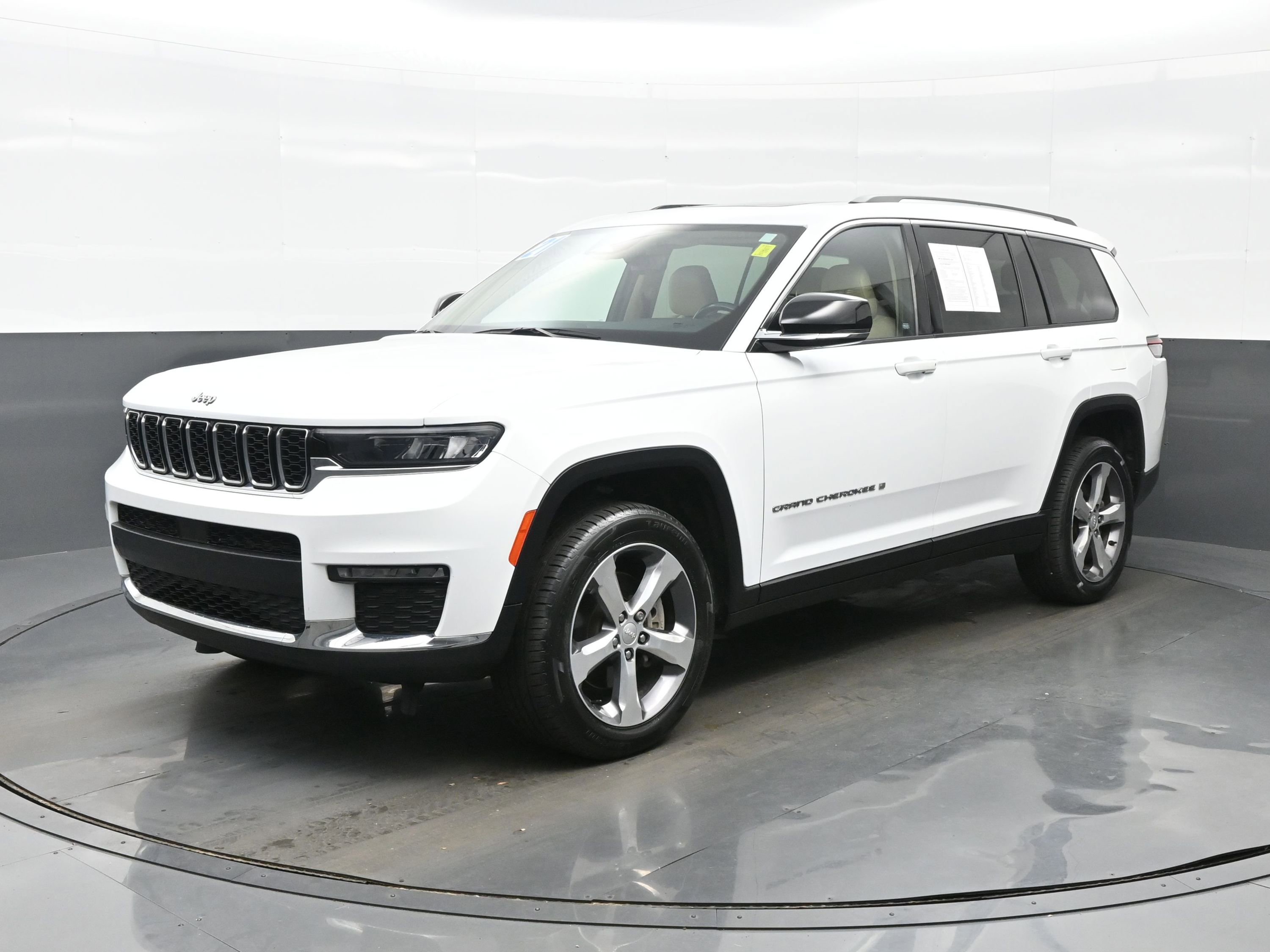 Used 2021 Jeep Grand Cherokee L Limited image 2