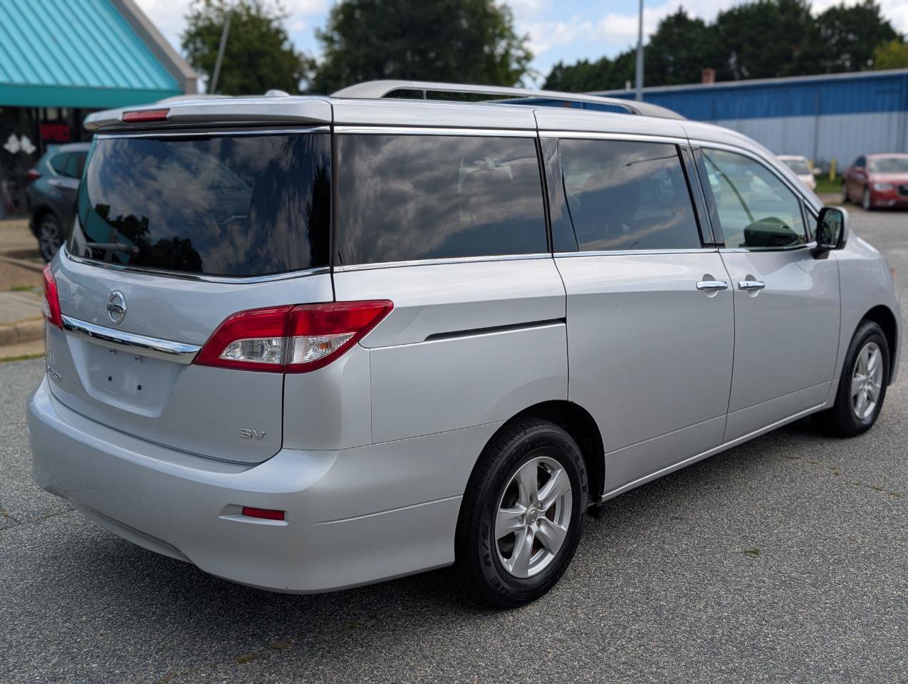 Used 2017 Nissan Quest SV FWD image 8
