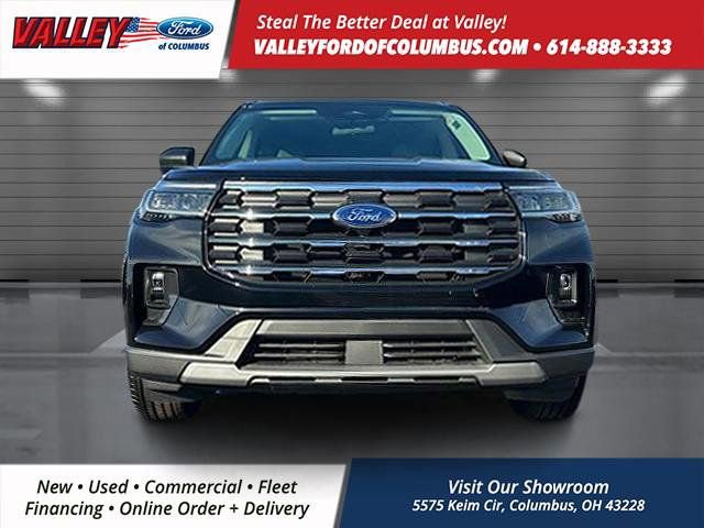 New 2025 Ford Explorer Active w/ Active Comfort Package image 2