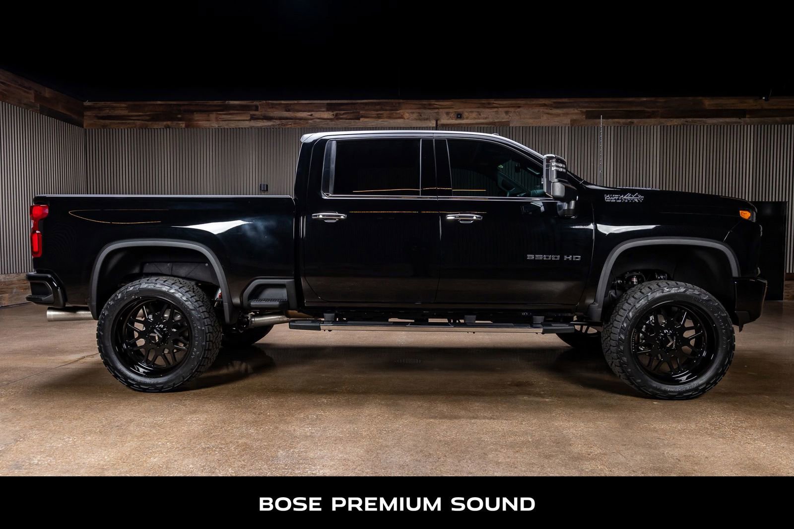 Used 2023 Chevrolet Silverado 3500 High Country w/ Z71 Off-Road Package image 11