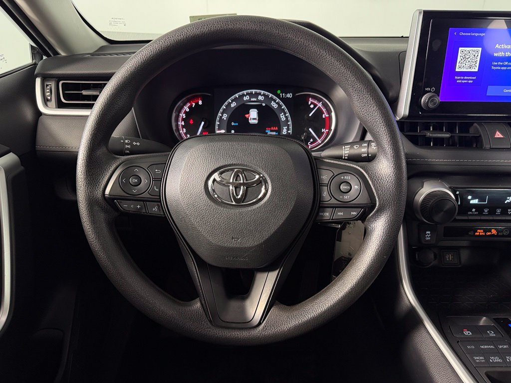 Used 2025 Toyota RAV4 LE AWD/4WD image 13