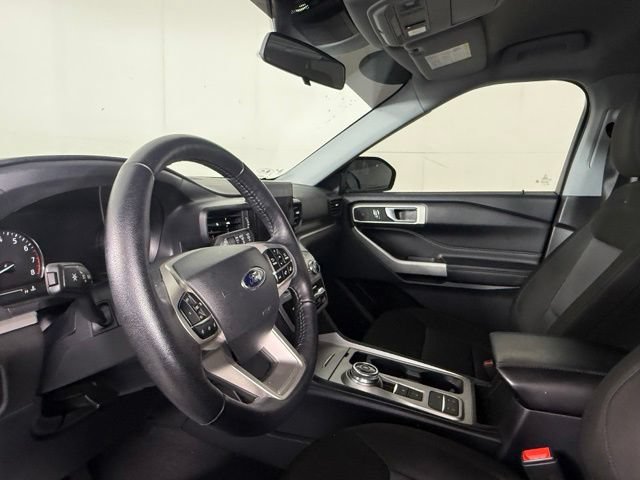 Used 2022 Ford Explorer XLT RWD image 17
