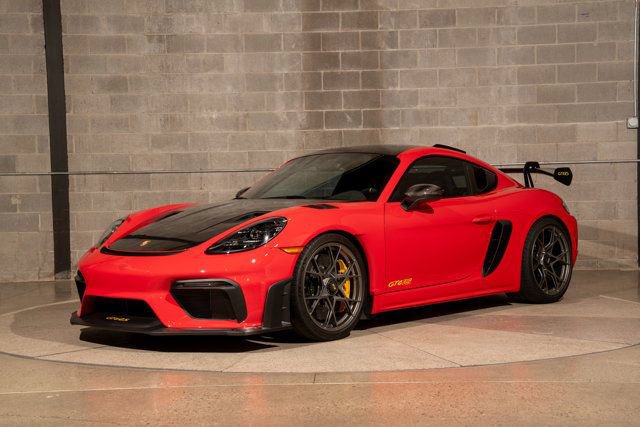 Used 2024 Porsche 718 Cayman GT4 RS RWD image 5
