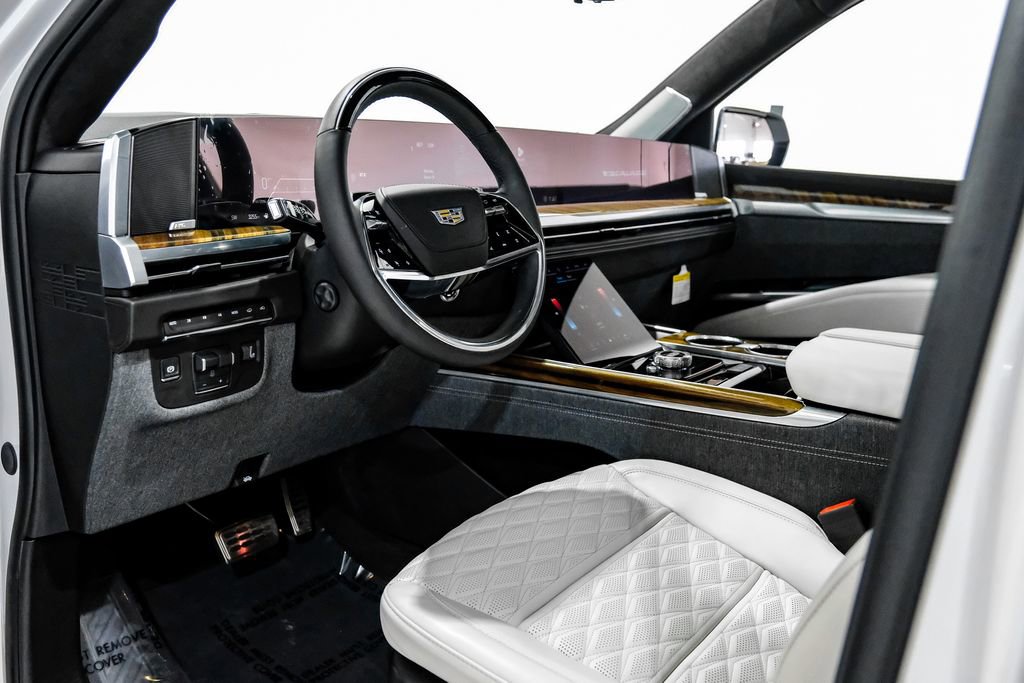 Used 2025 Cadillac Escalade Sport Platinum w/ LPO, Floor Liner Package image 5