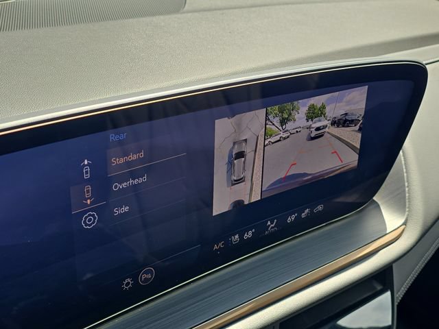 Used 2025 Buick Envision Avenir AWD/4WD image 19