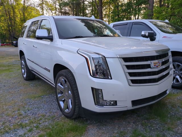 Used 2016 Cadillac Escalade Premium image 4