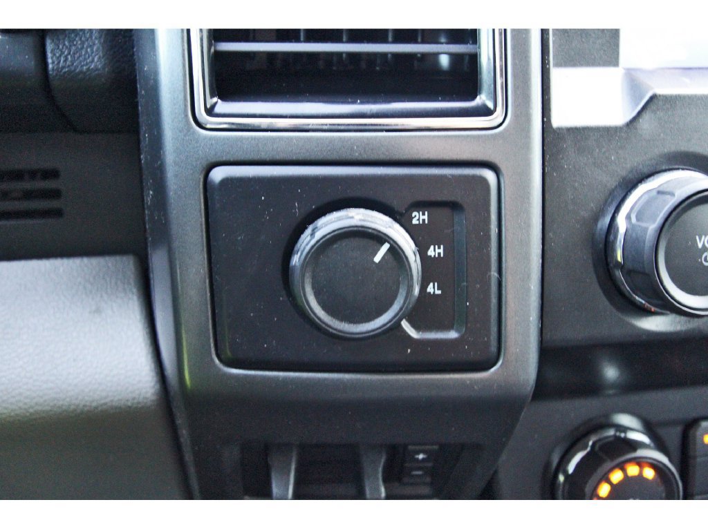 Used 2020 Ford F250 XLT AWD/4WD image 32