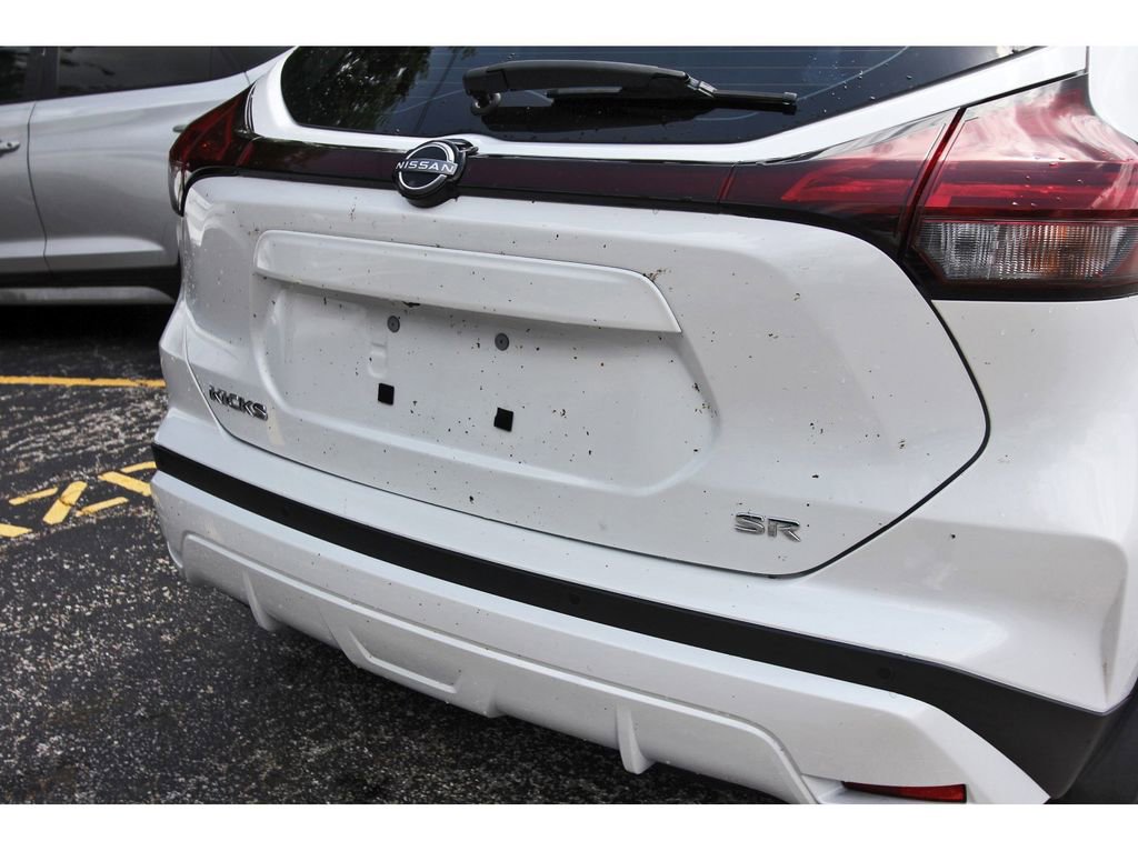 Used 2023 Nissan Kicks SR image 5