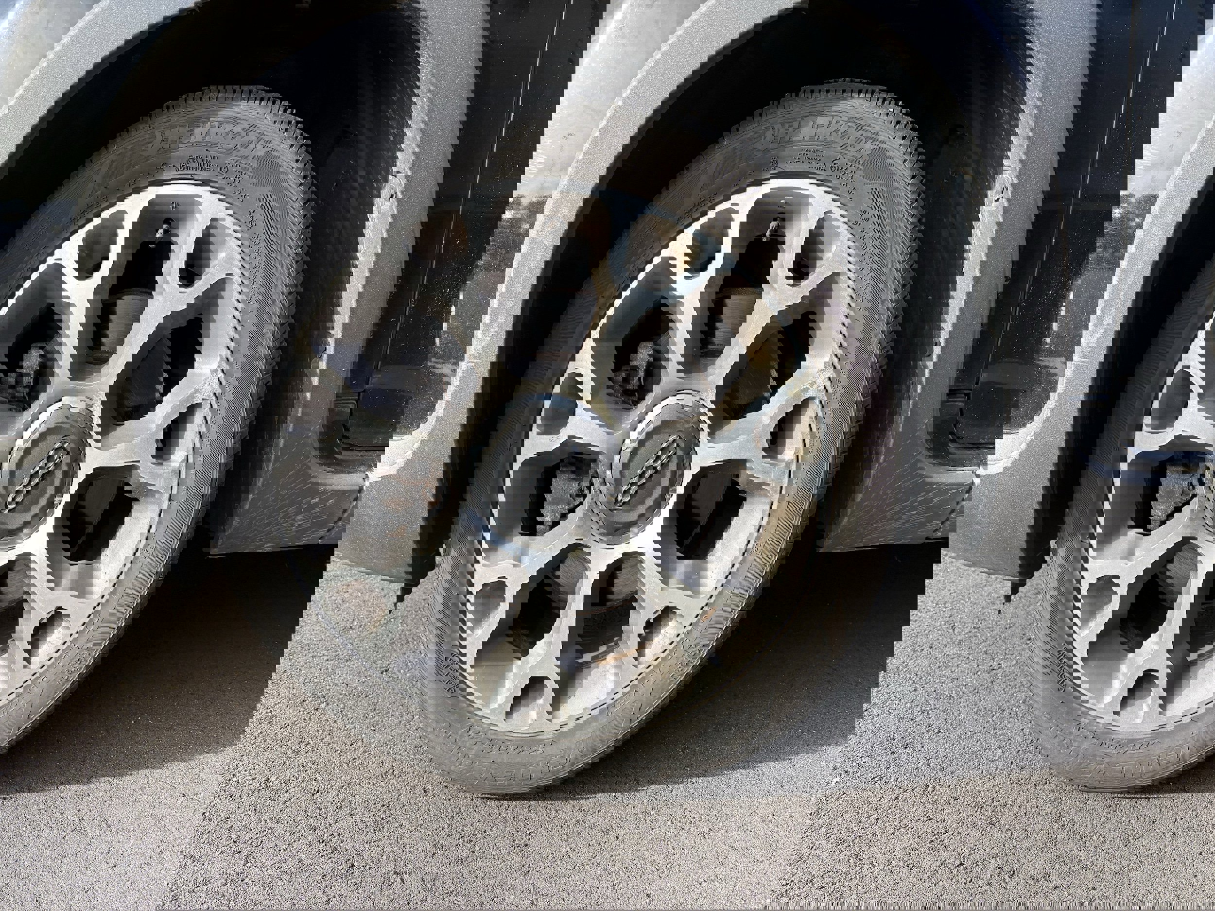 Used 2014 FIAT 500L Trekking w/ Popular Equipment Group image 11