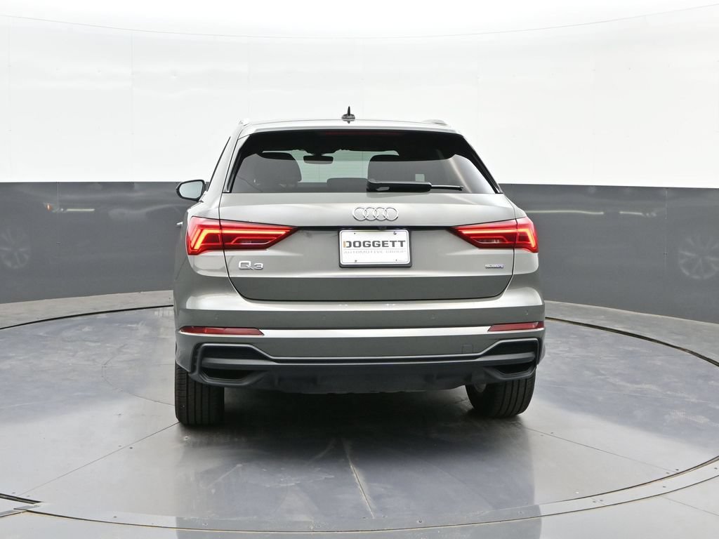 Used 2025 Audi Q3 2.0T Premium AWD/4WD image 8