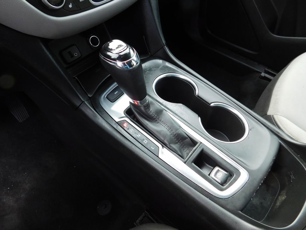 Used 2018 Chevrolet Equinox LT image 19