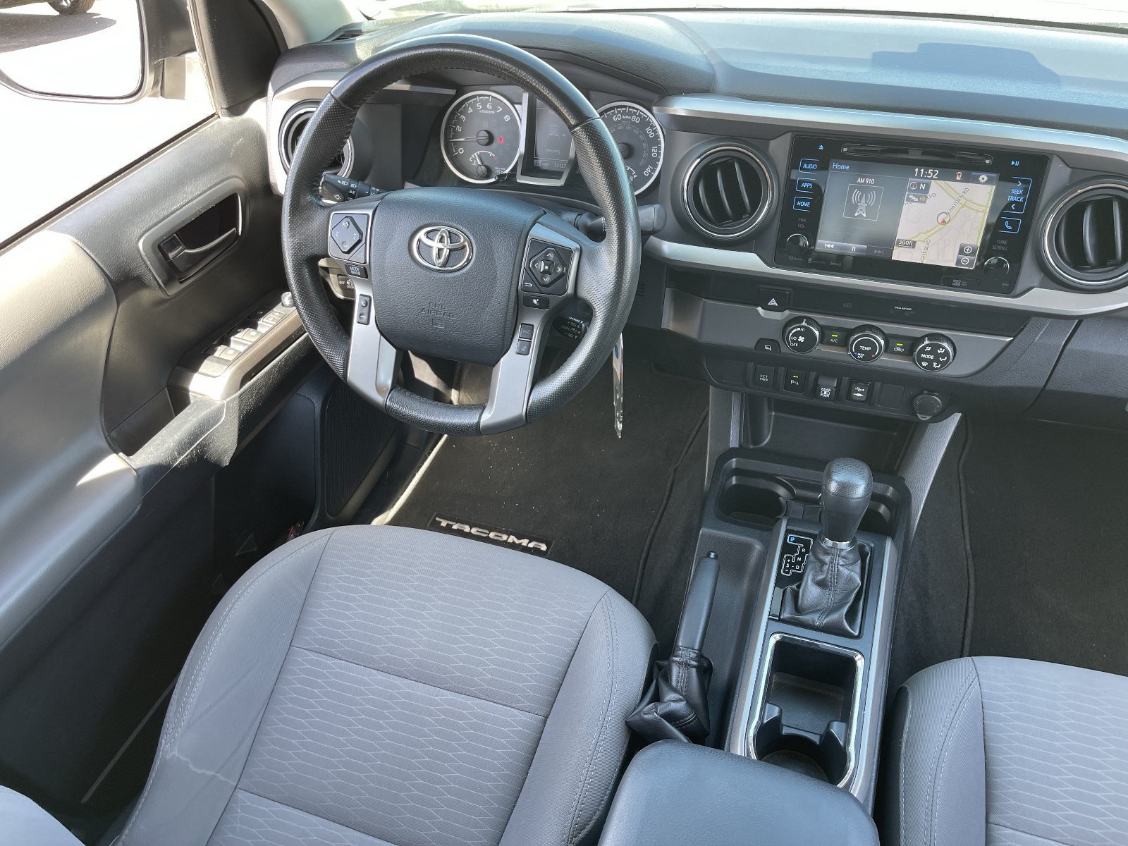 Used 2019 Toyota Tacoma SR5 RWD image 15