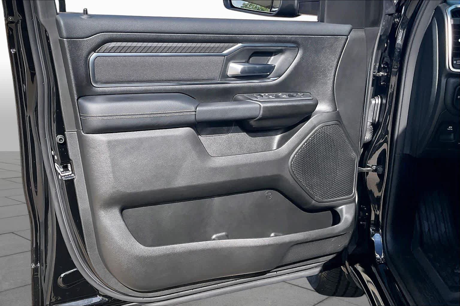 New 2027 RAM 1500 4x4 Crew Cab image 10
