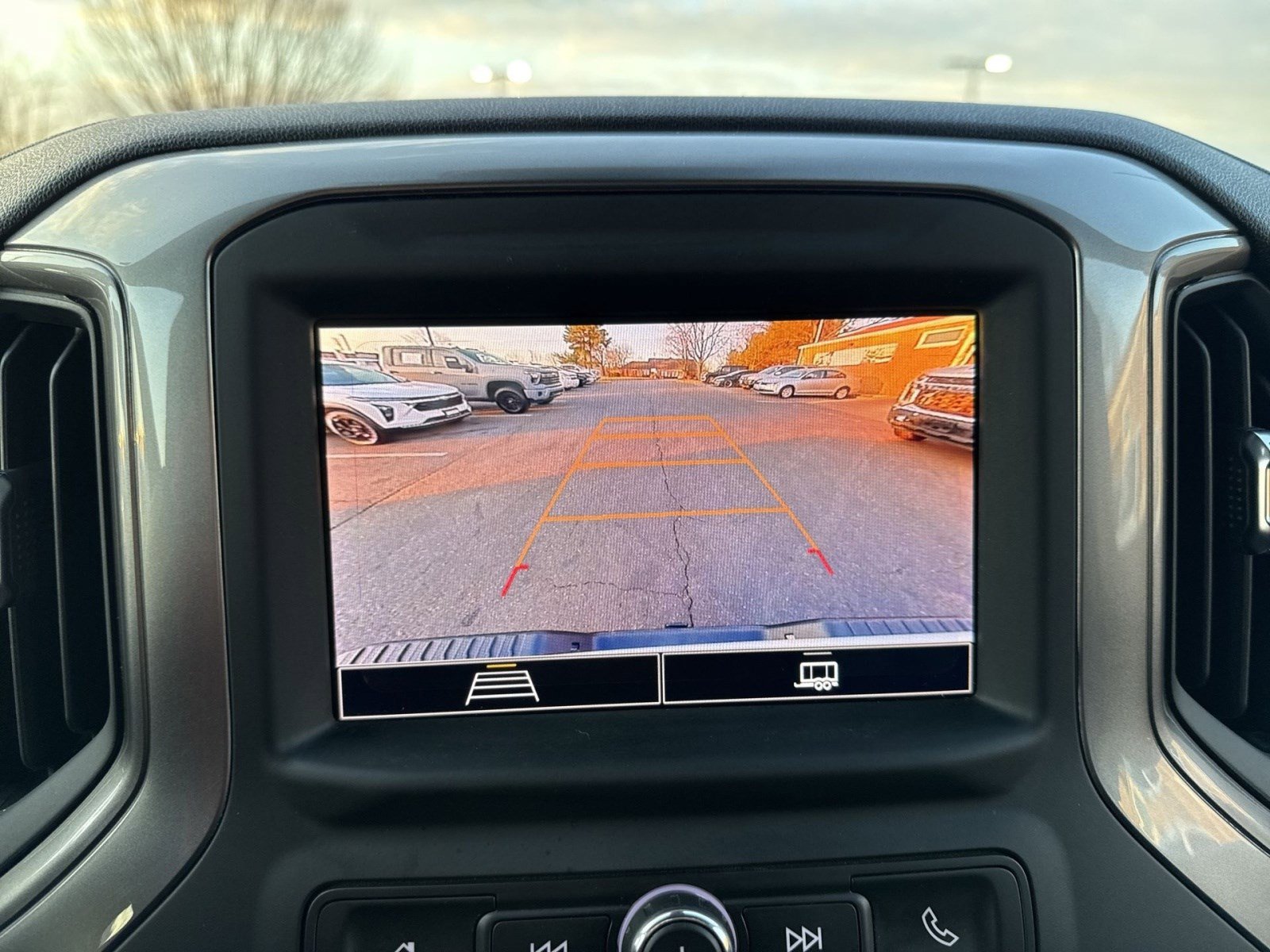 Used 2025 Chevrolet Silverado 2500 W/T image 17