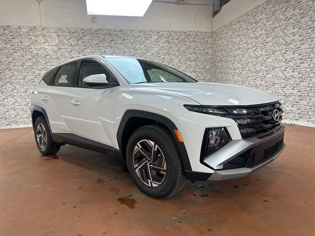 New 2026 Hyundai Tucson Blue SE w/ Tow & Go Package video 1
