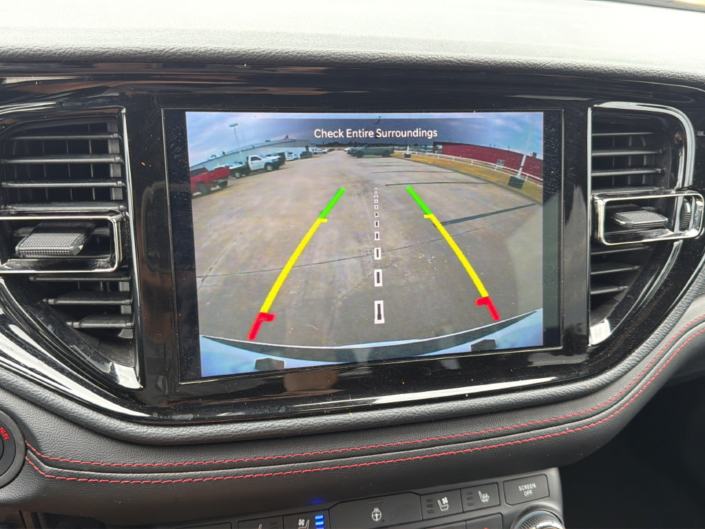 Used 2024 Dodge Durango GT RWD image 26
