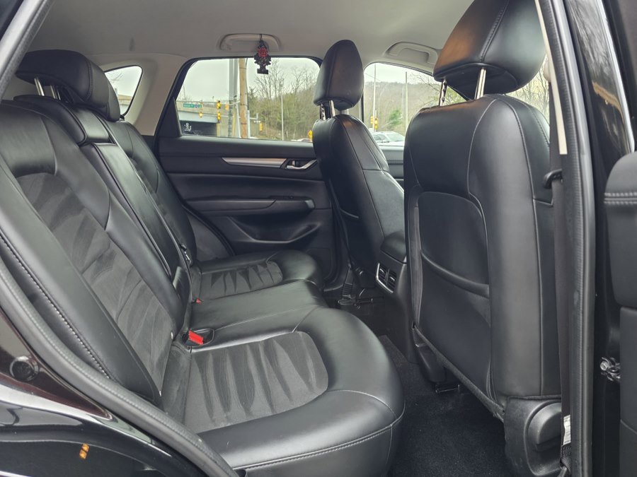 Used 2019 MAZDA CX-5 Touring image 17