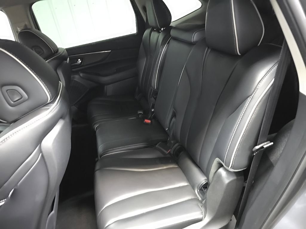 Used 2023 Acura MDX SH-AWD w/ Advance Package image 32