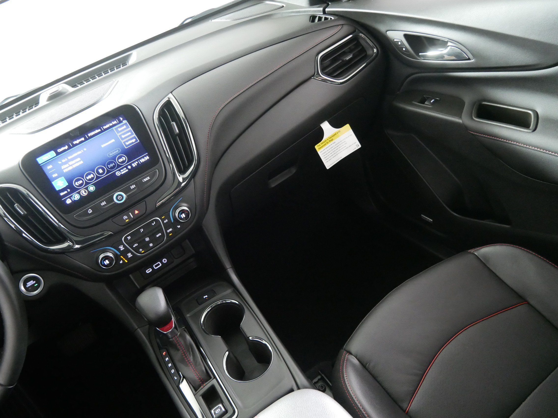 Used 2024 Chevrolet Equinox RS w/ RS Leather Package AWD/4WD image 11