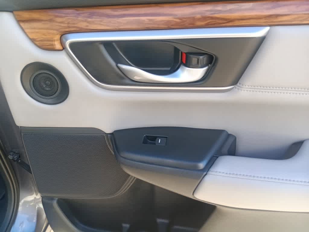 Used 2022 Honda CR-V Touring image 26