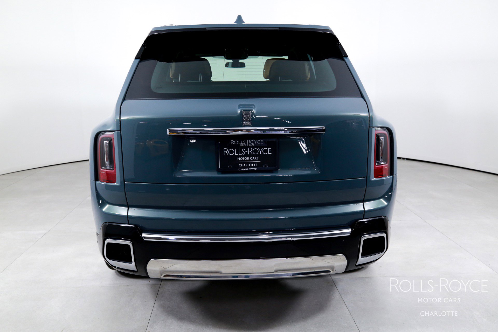 Certified 2025 Rolls-Royce Cullinan image 9