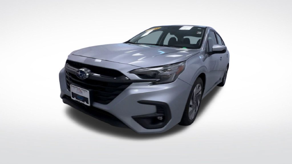 Certified 2025 Subaru Legacy Limited AWD/4WD image 4