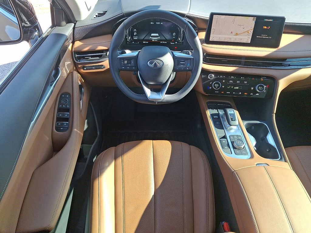 Used 2025 INFINITI QX60 Sensory w/ Vision Package image 11
