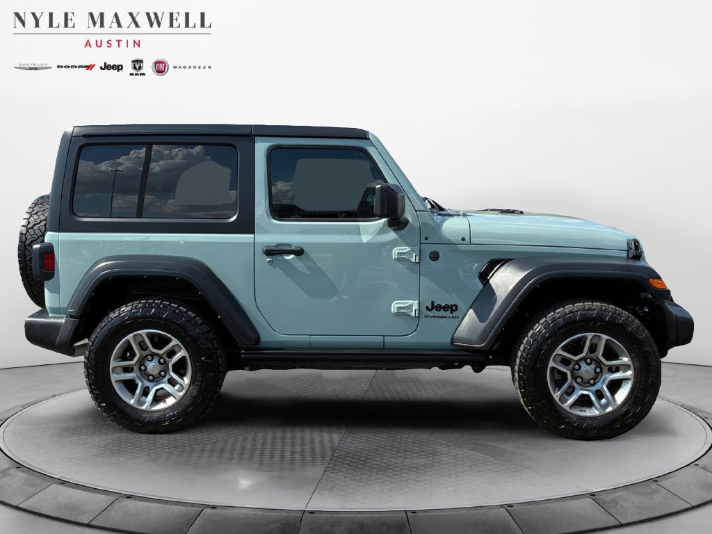 Used 2024 Jeep Wrangler Sport AWD/4WD image 17