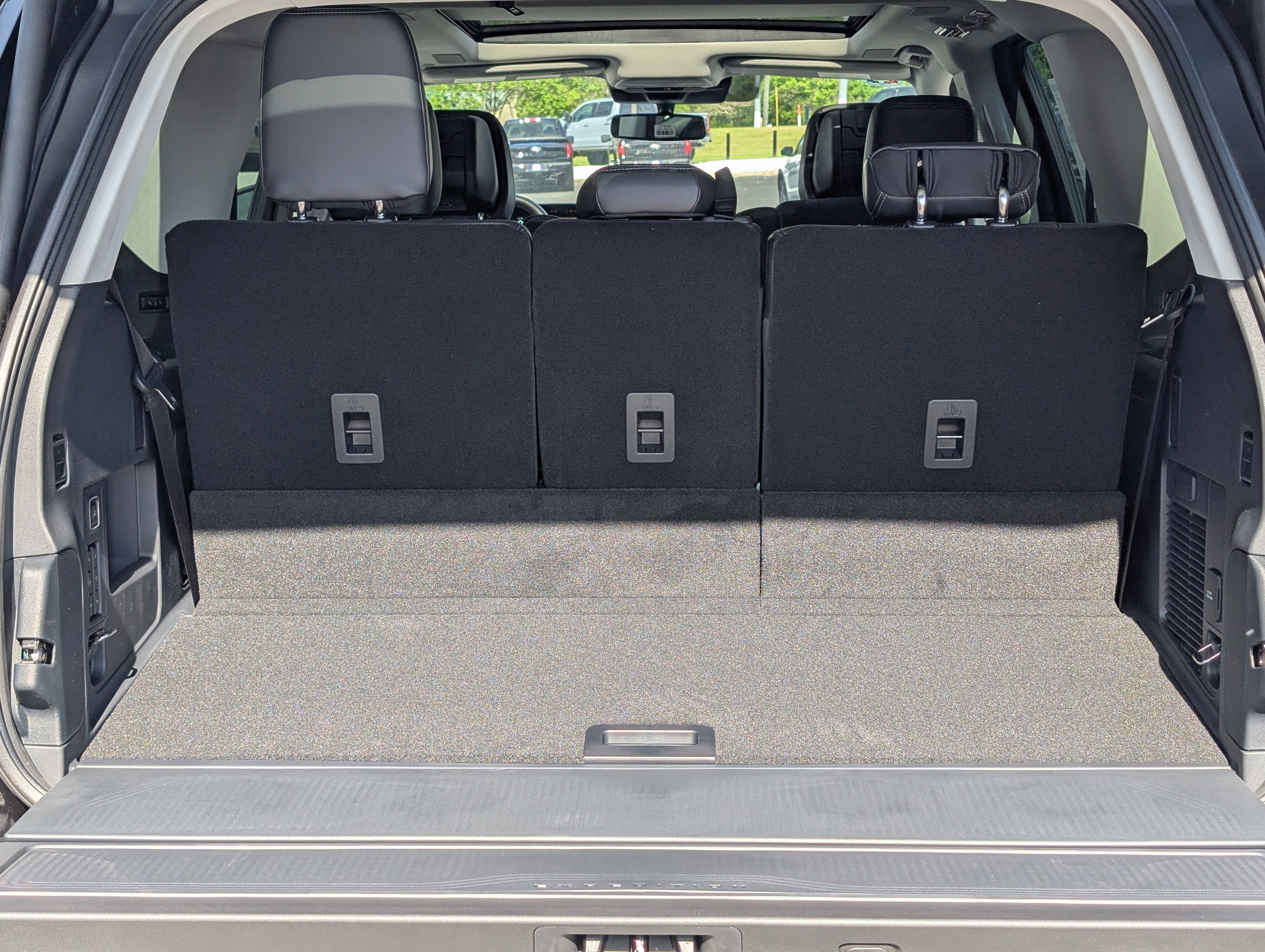 New 2026 Ford Expedition Platinum image 12