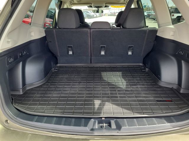 Used 2022 Subaru Forester Premium image 10