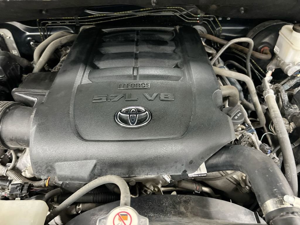 Used 2019 Toyota Tundra SR5 w/ SR5 Upgrade Package AWD/4WD image 19