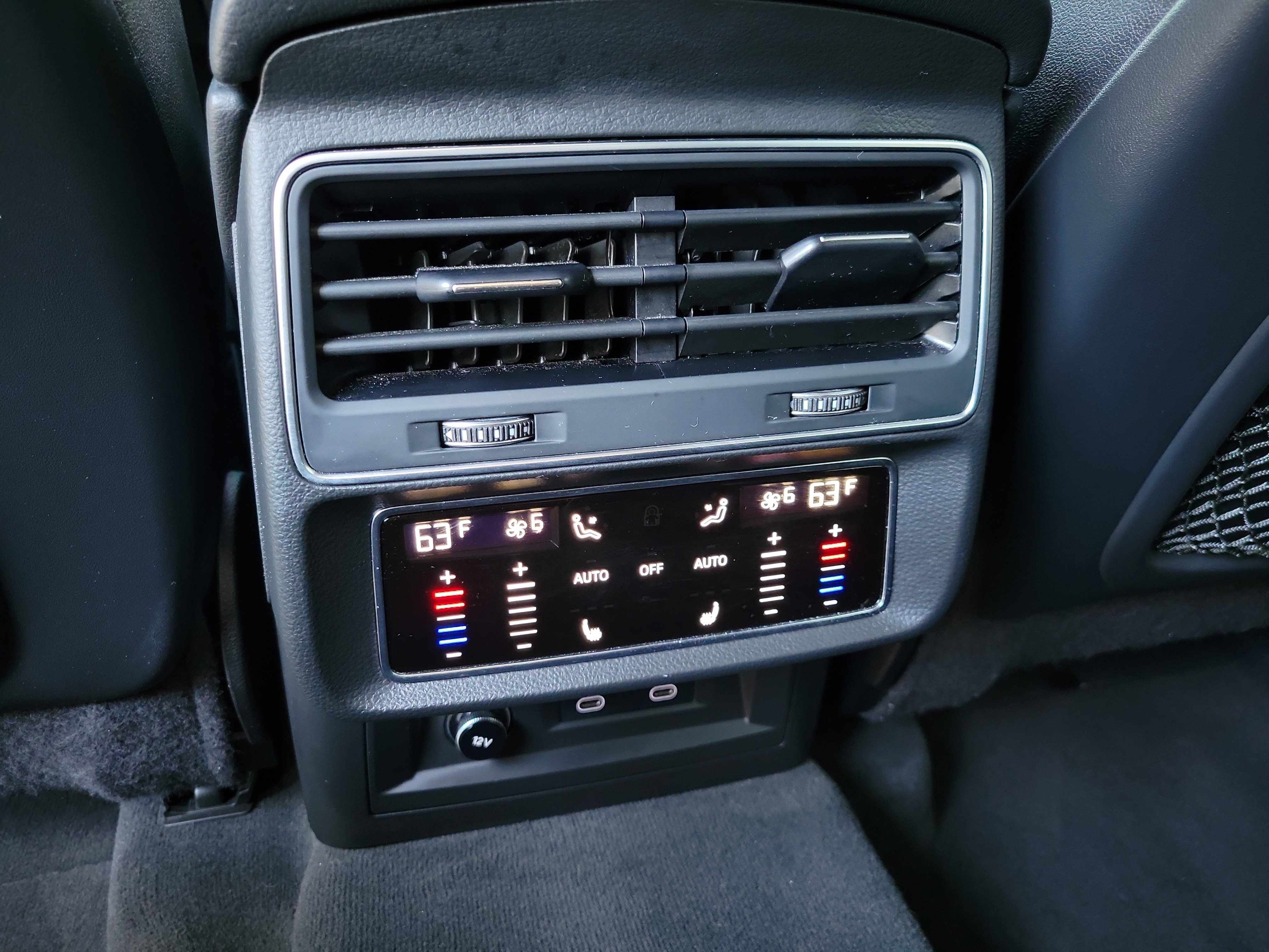 Used 2021 Audi Q8 Premium Plus w/ Premium Plus Package image 16