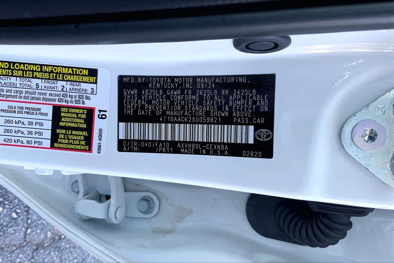 Used 2025 Toyota Camry LE image 31