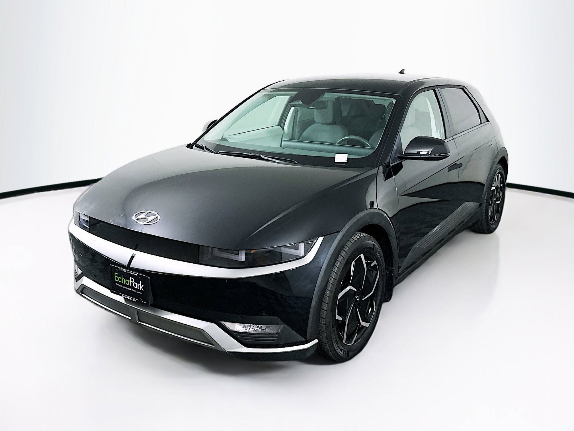 Used 2024 Hyundai Ioniq 5 SEL RWD image 3