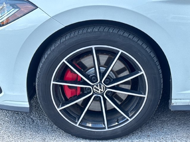 Used 2025 Volkswagen Jetta GLI Autobahn FWD image 24