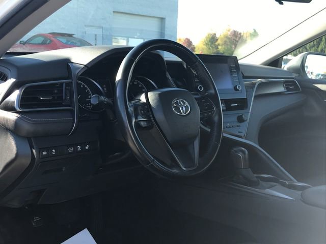 Used 2022 Toyota Camry SE image 30