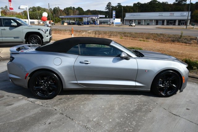 Used 2023 Chevrolet Camaro LT w/ RS Package image 8