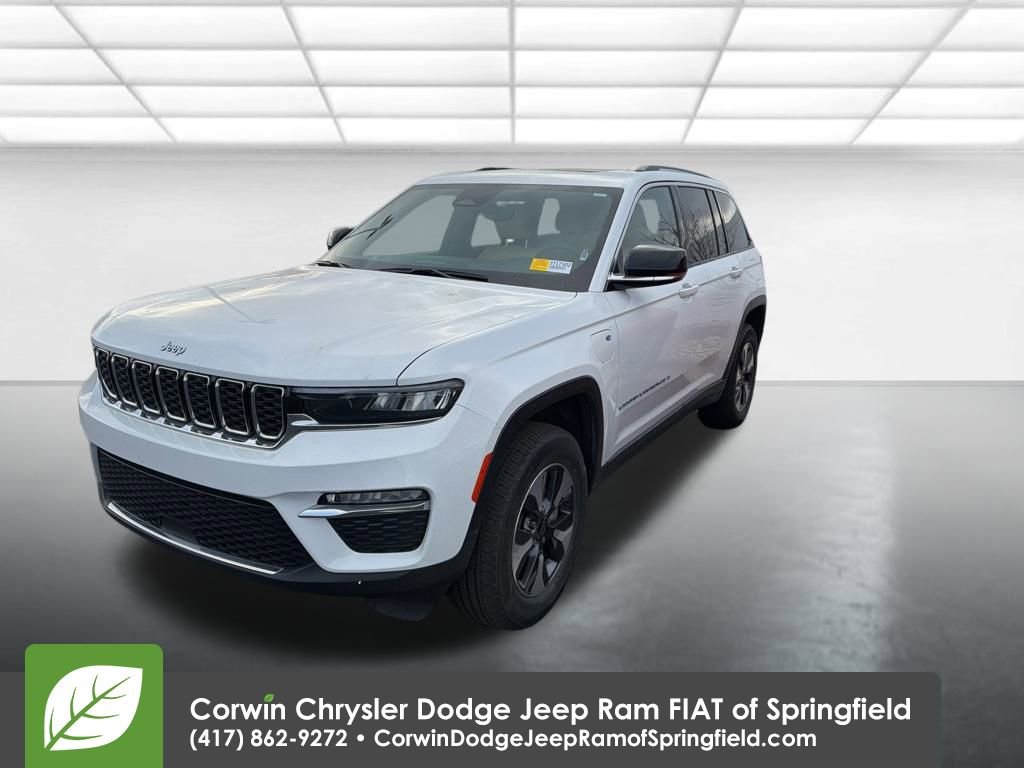 Used 2022 Jeep Grand Cherokee Limited 4xe image 3