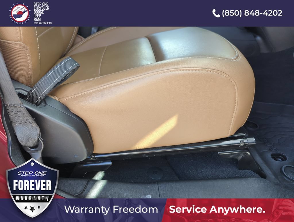 Used 2021 Jeep Wrangler Unlimited Sahara w/ Cold Weather Group AWD/4WD image 35