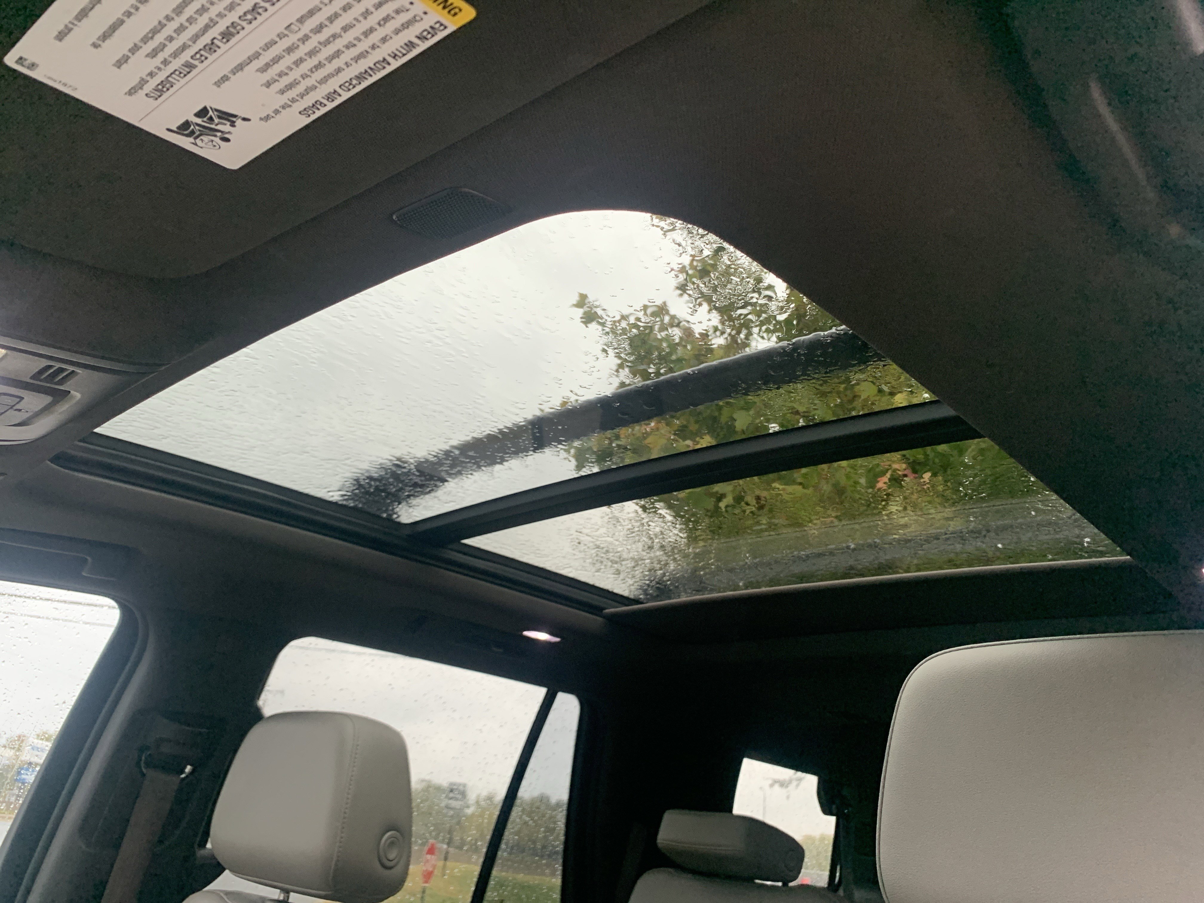 Used 2021 Chevrolet Tahoe Z71 w/ Z71 Off-Road Package image 28