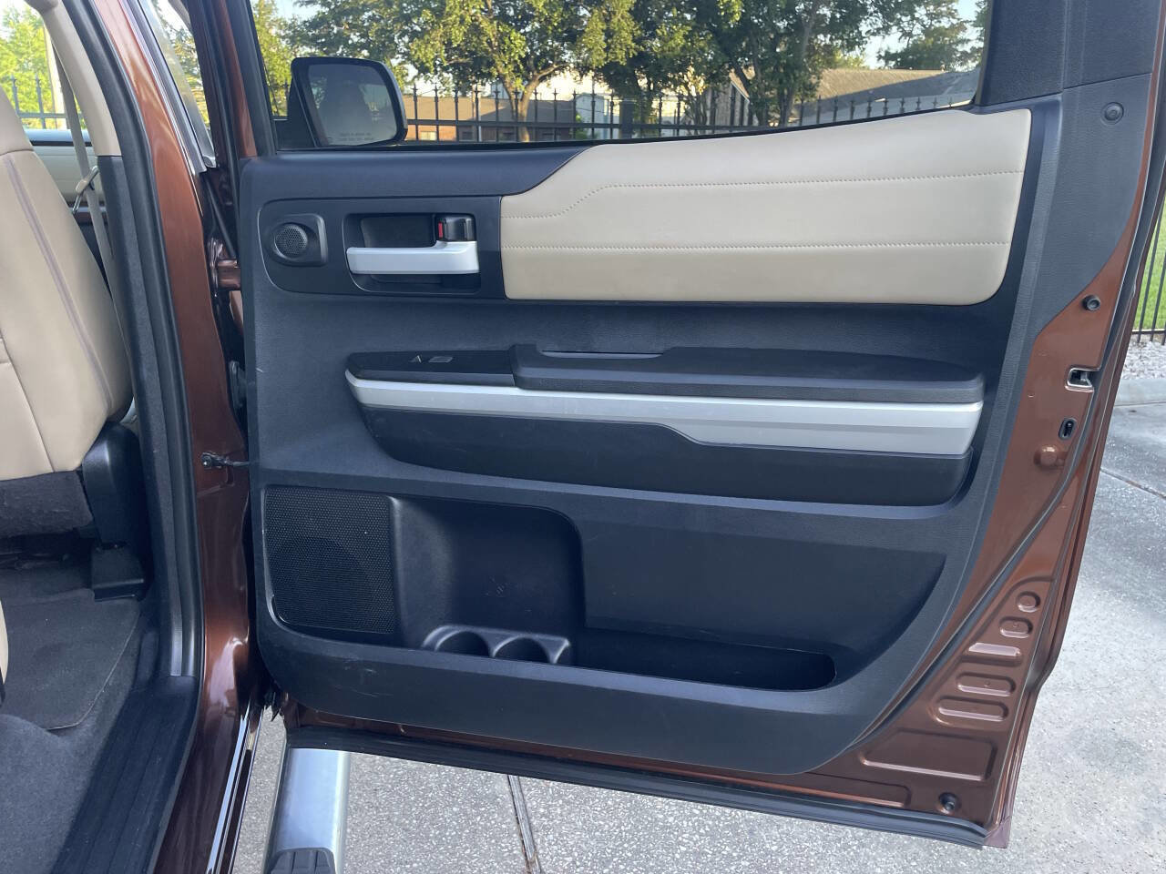 Used 2015 Toyota Tundra Limited RWD image 15